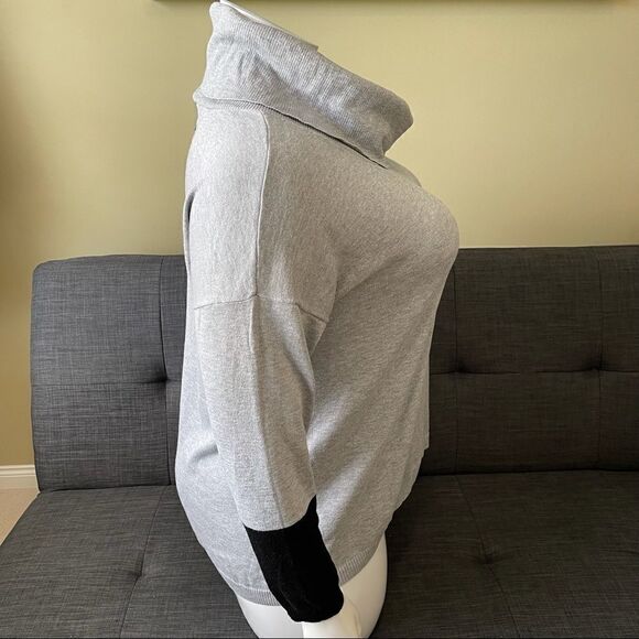 Grey Turtleneck Sweater with Black Cuffs - Picture 4 of 5
